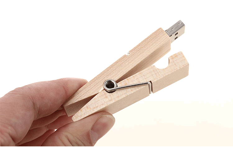 Clip Wood USB Flash Drive