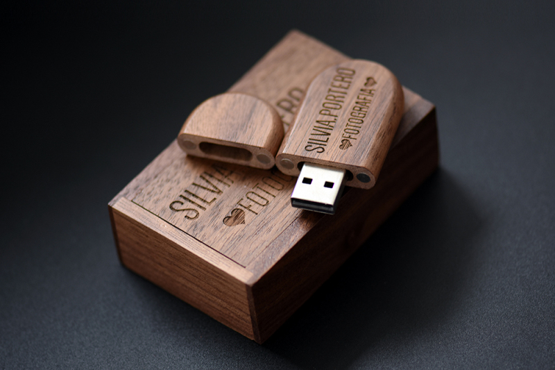 W-264 Wood USB Flash Drive 