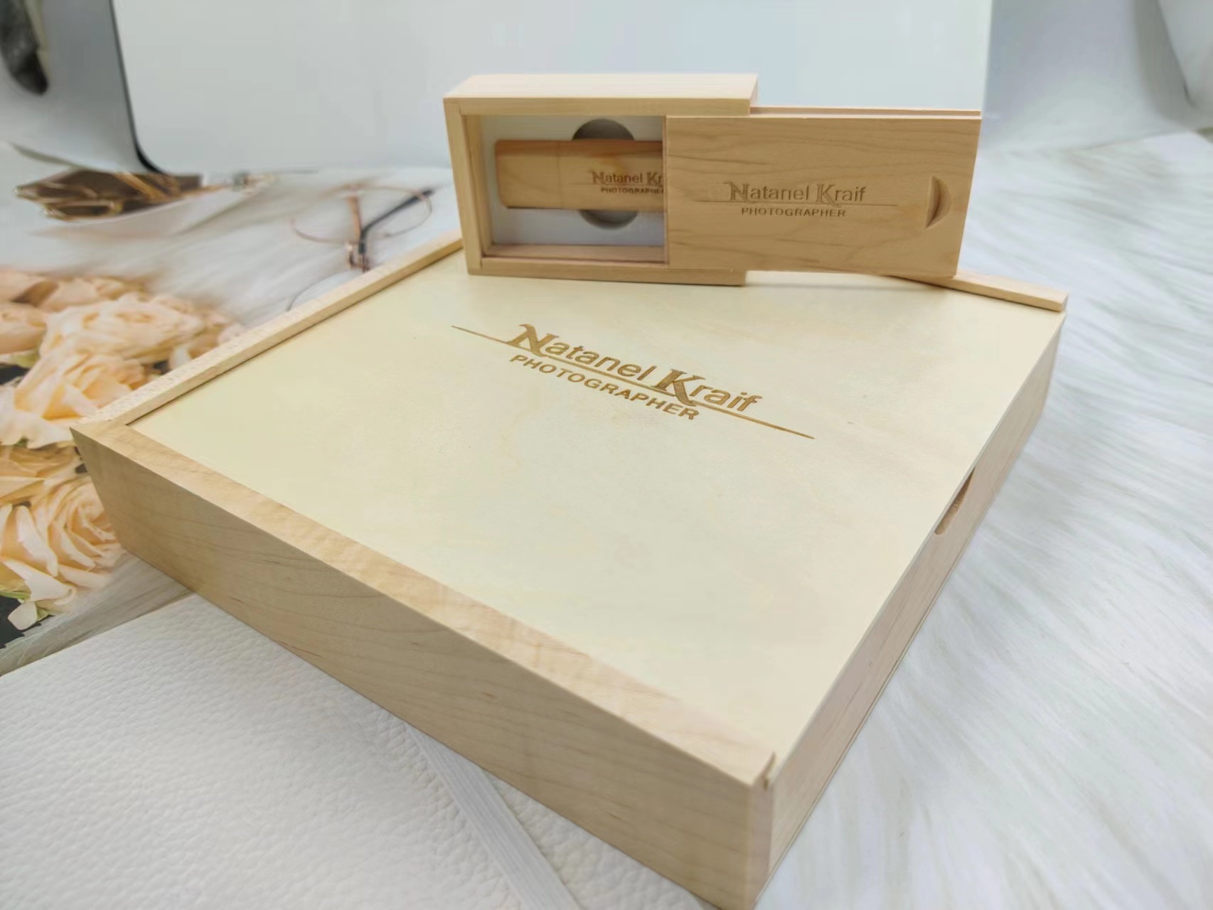 Album wooden BOX and small box , USB3.0 64GB , engraved different names and date