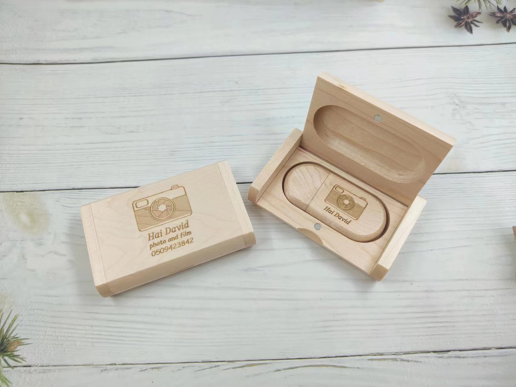 Oval wooden usb flash drive and clamshell wooden box order again USB3.0 64GB 100 pcs