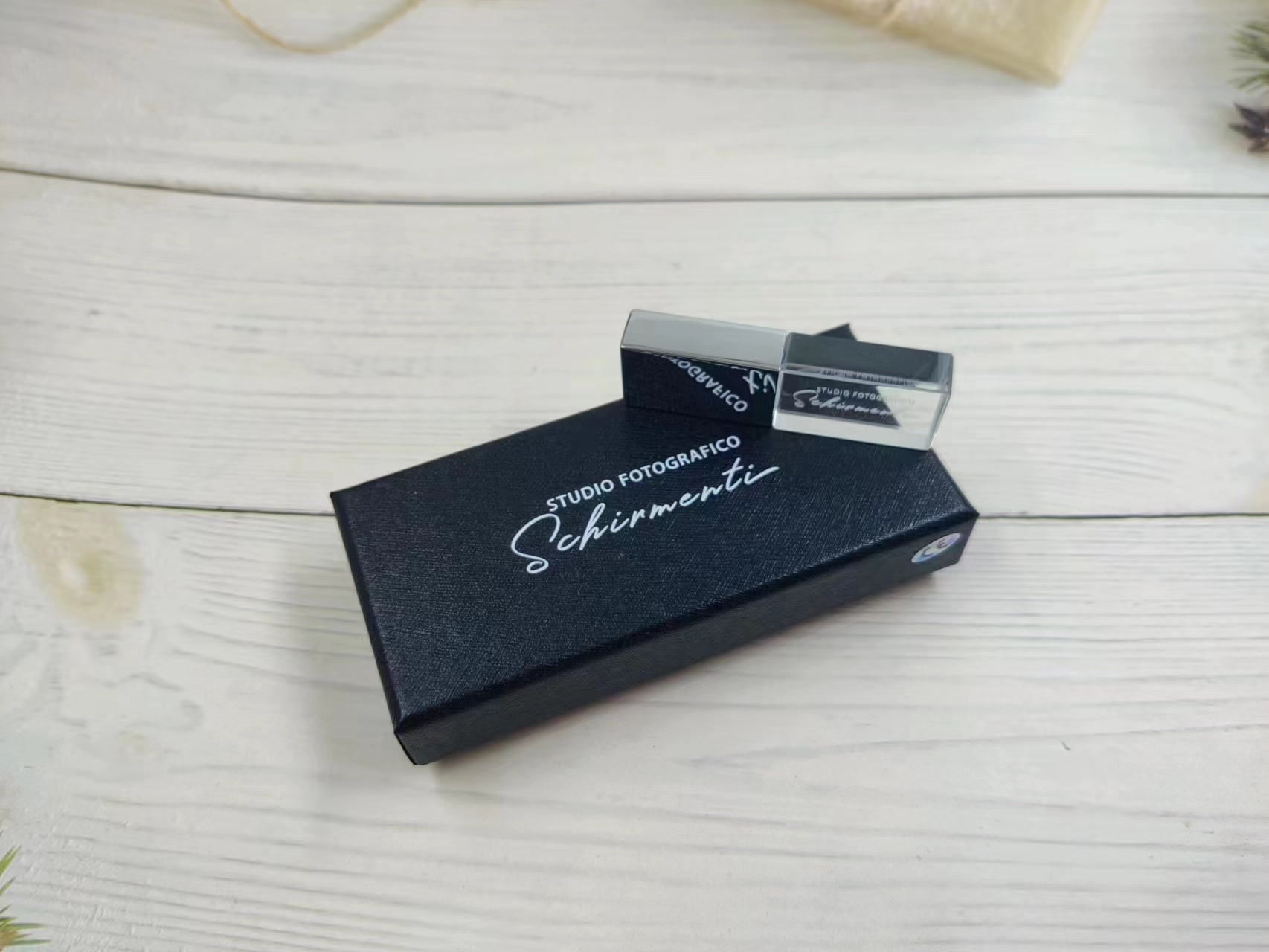 Crystal USB sticks 3.0 16GB with custom gift box 